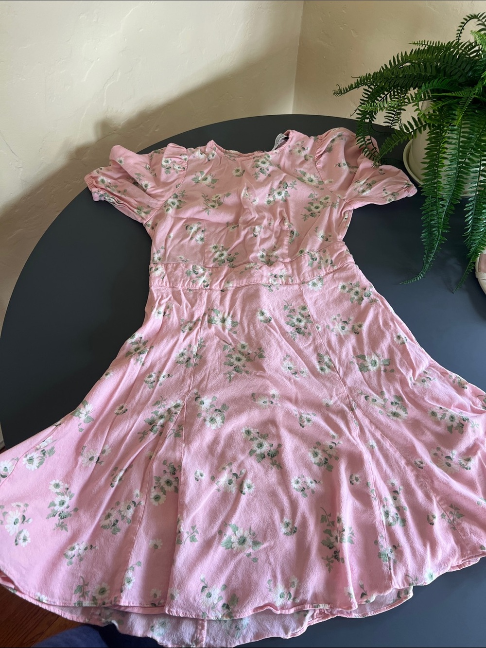 & Other Stories Pink Floral Puff Sleeve Midi Dress